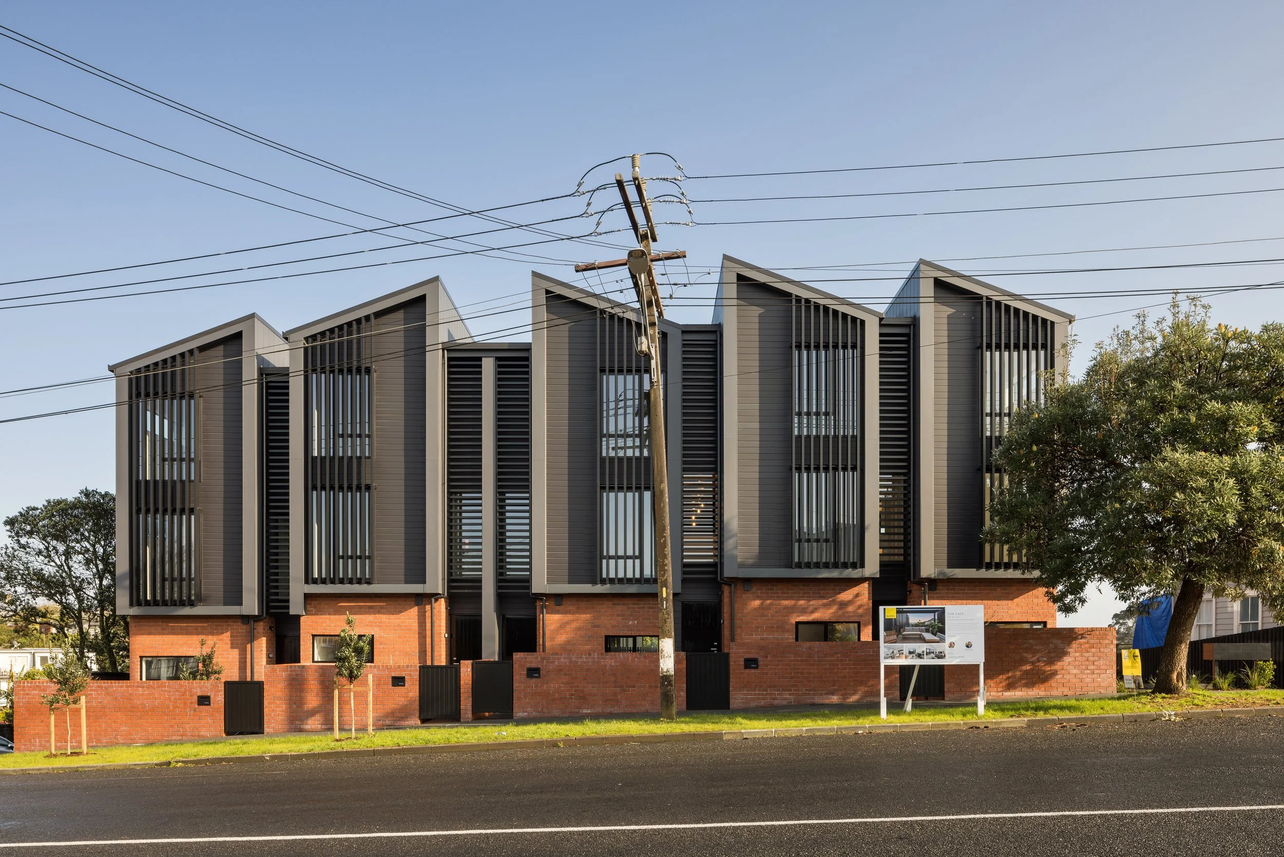 Madewell facade KDB Construction